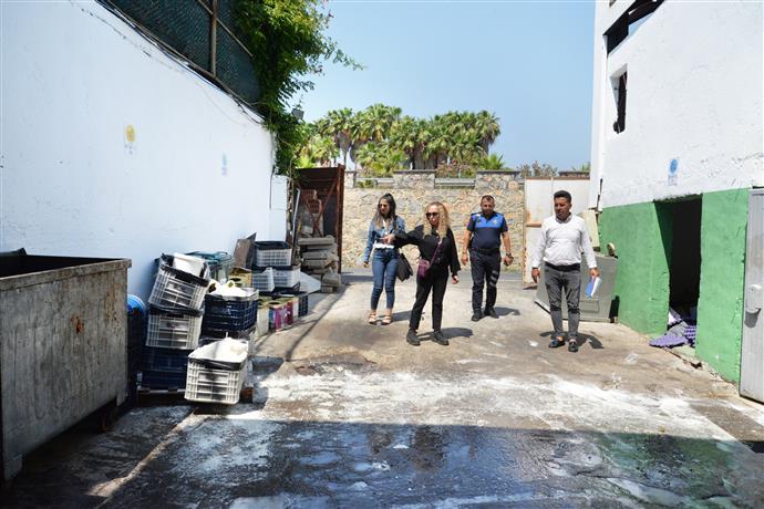 Alanya Belediyesi, yaz sezonunda turizm tesislerine yönelik atık ve hijyen denetimlerini sıklaştırdı. Detaylar dijitalcom.com’da.